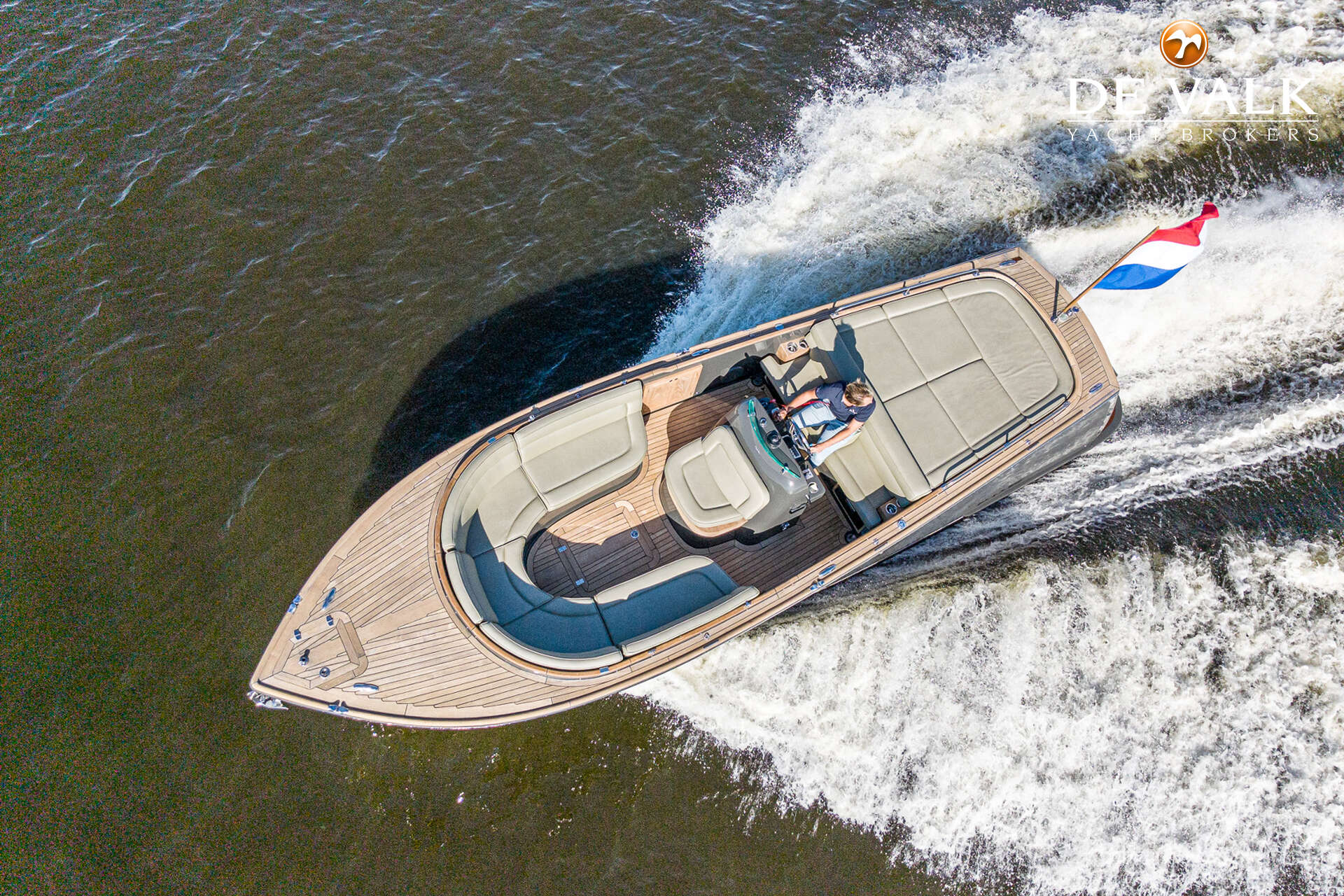 Long Island 28 Sportsman — foto 15 van 36