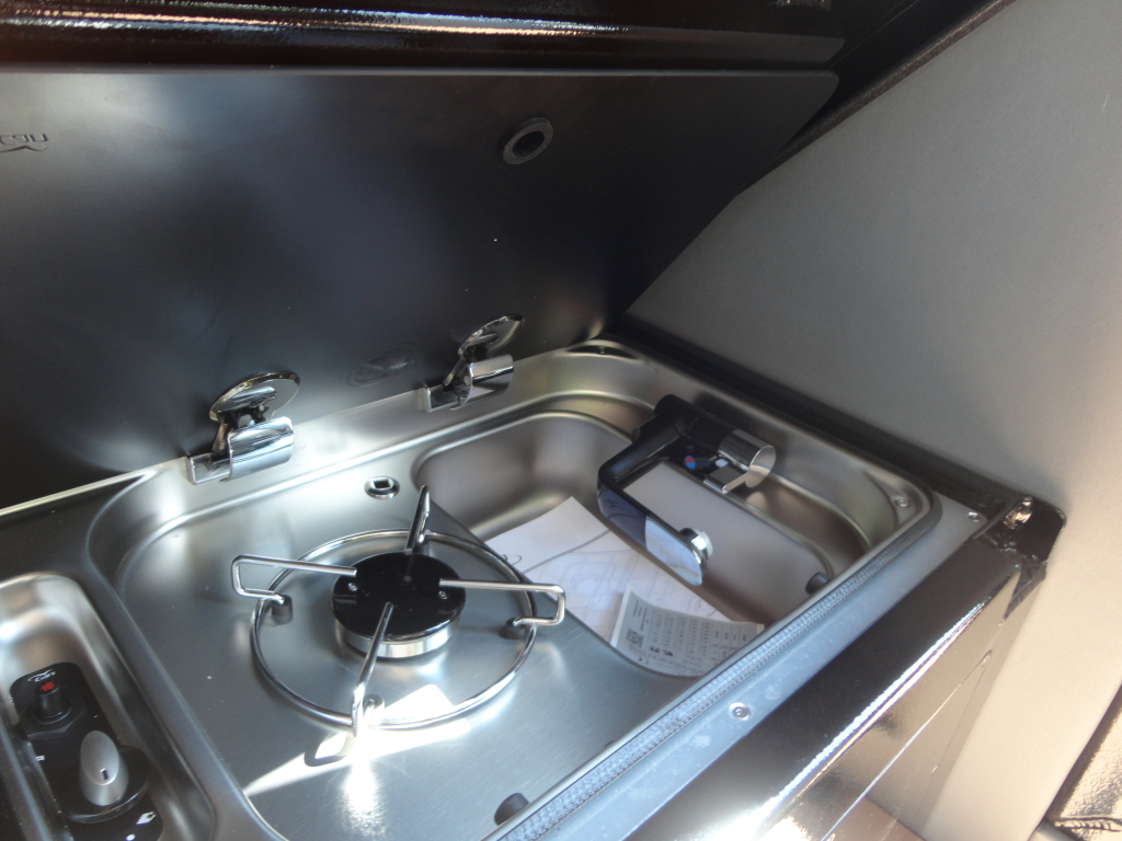 UMS 700 HT boat Cabin Cruiser NET BINNEN Full options  — foto 9 van 32