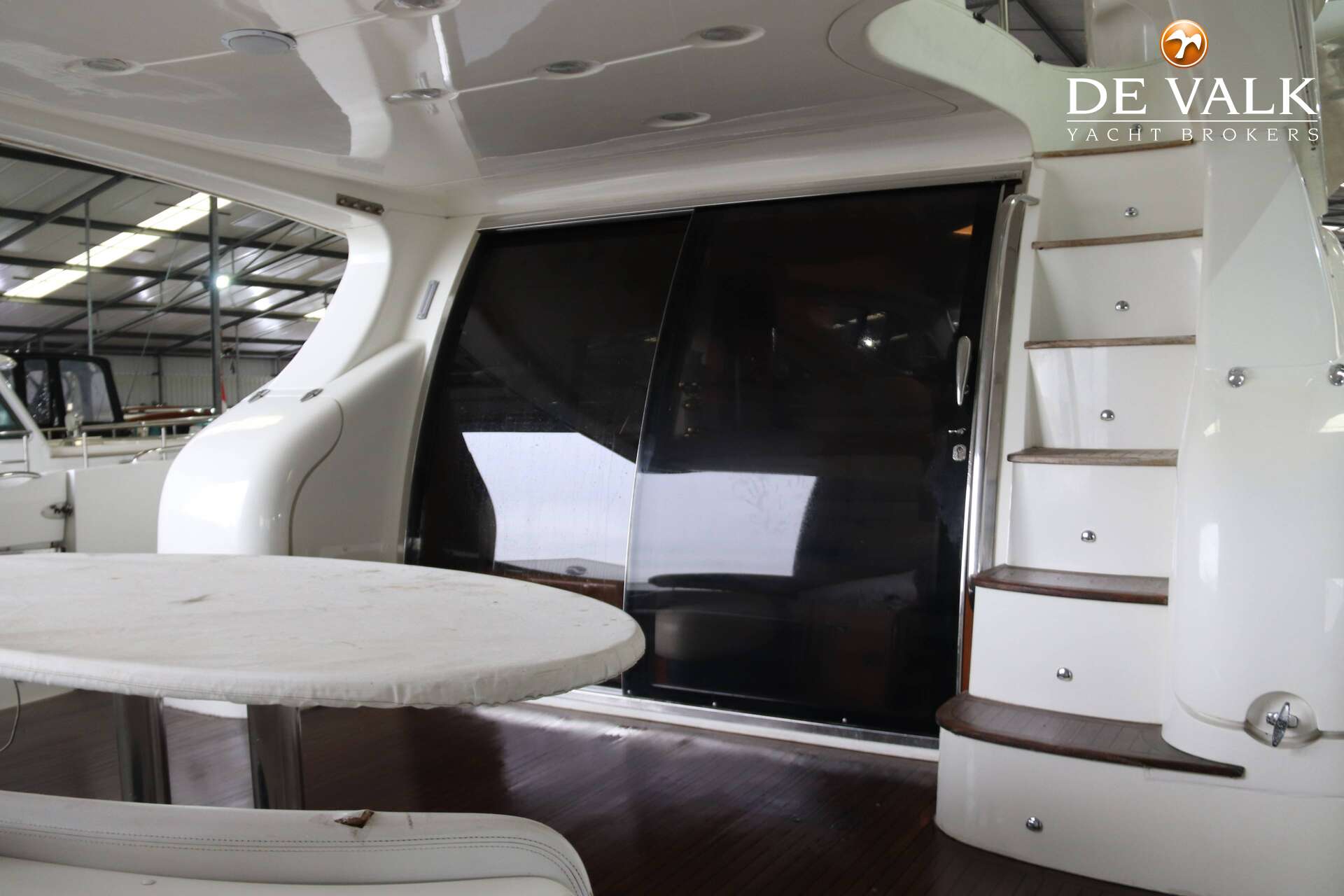 Azimut 68 Plus — foto 2 van 41