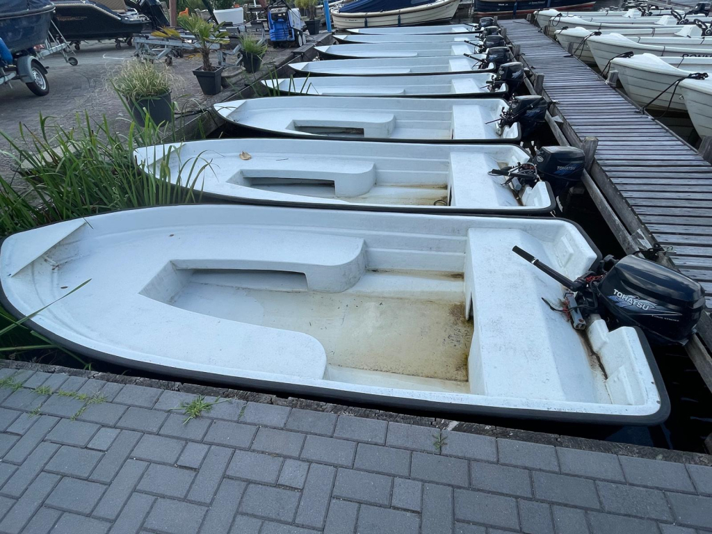 Motorboot Gelijk ophalen — foto 3 van 4
