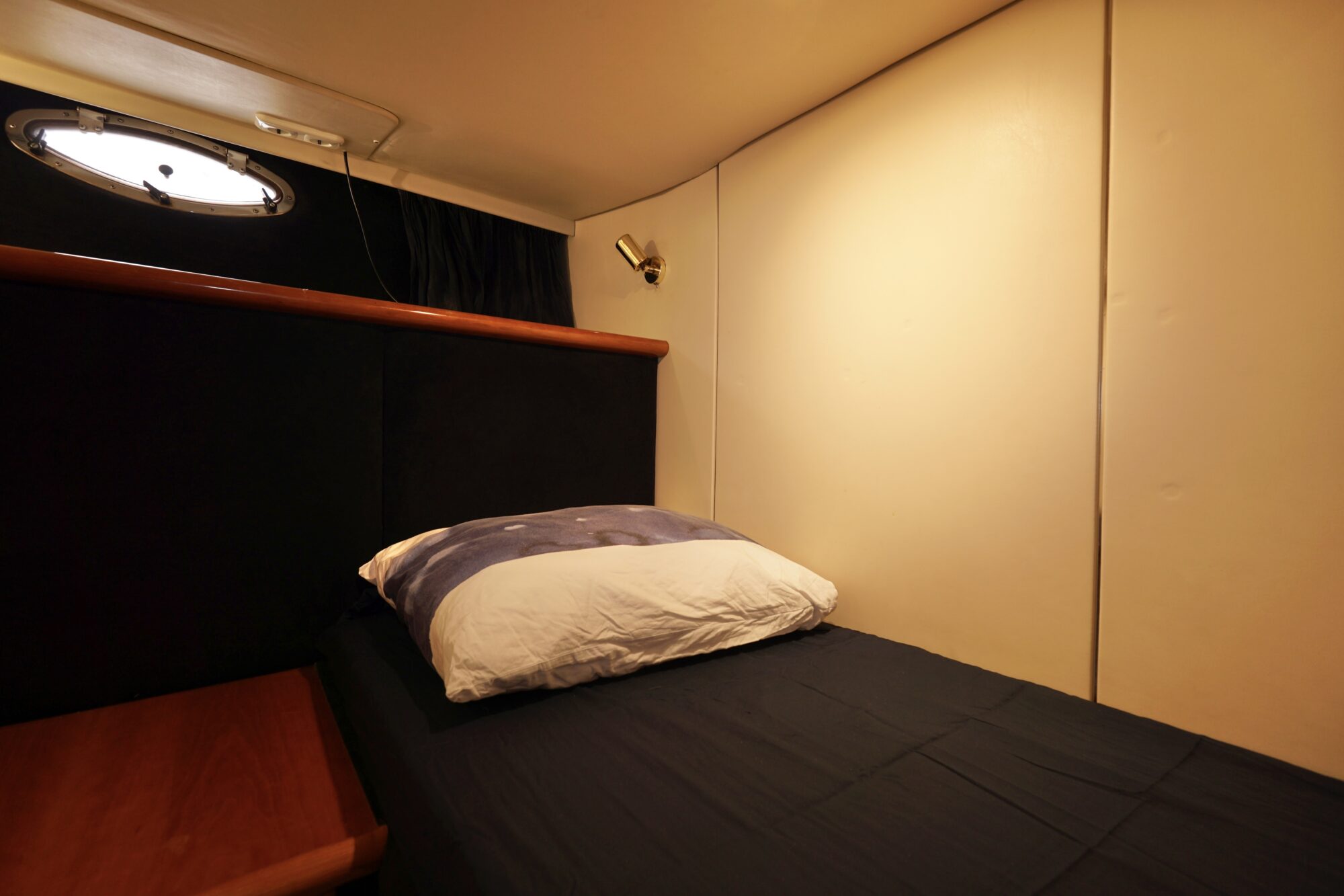 Sunseeker Camarque 47 Cabrio — foto 16 van 75
