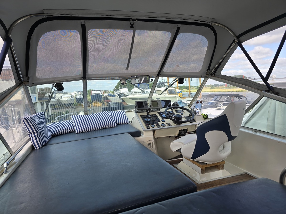 Fairline 32 Phantom — foto 5 van 22