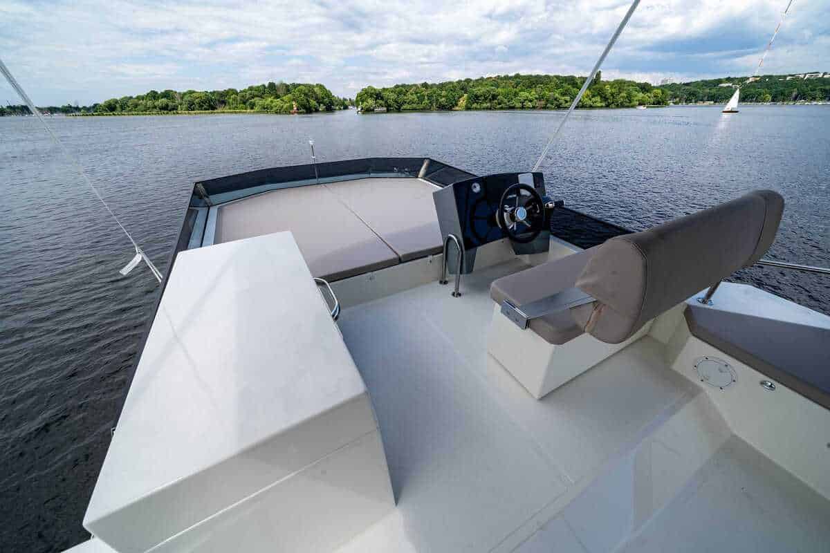 Cobra Yachts Maestro 42 Fly — foto 12 van 12