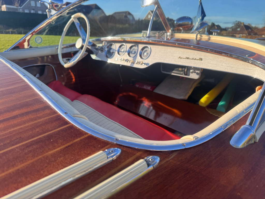 Riva Super Florida — foto 9 van 13
