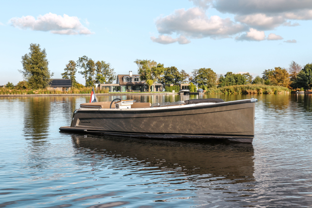 Evolution  6 Tender  — foto 14 van 16
