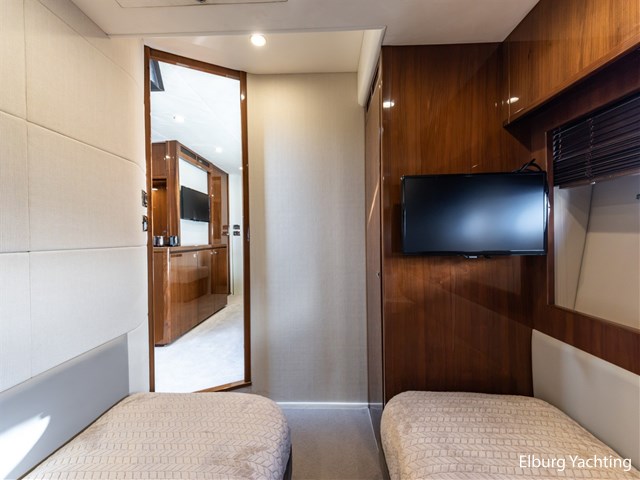 Princess V62 — foto 38 van 88