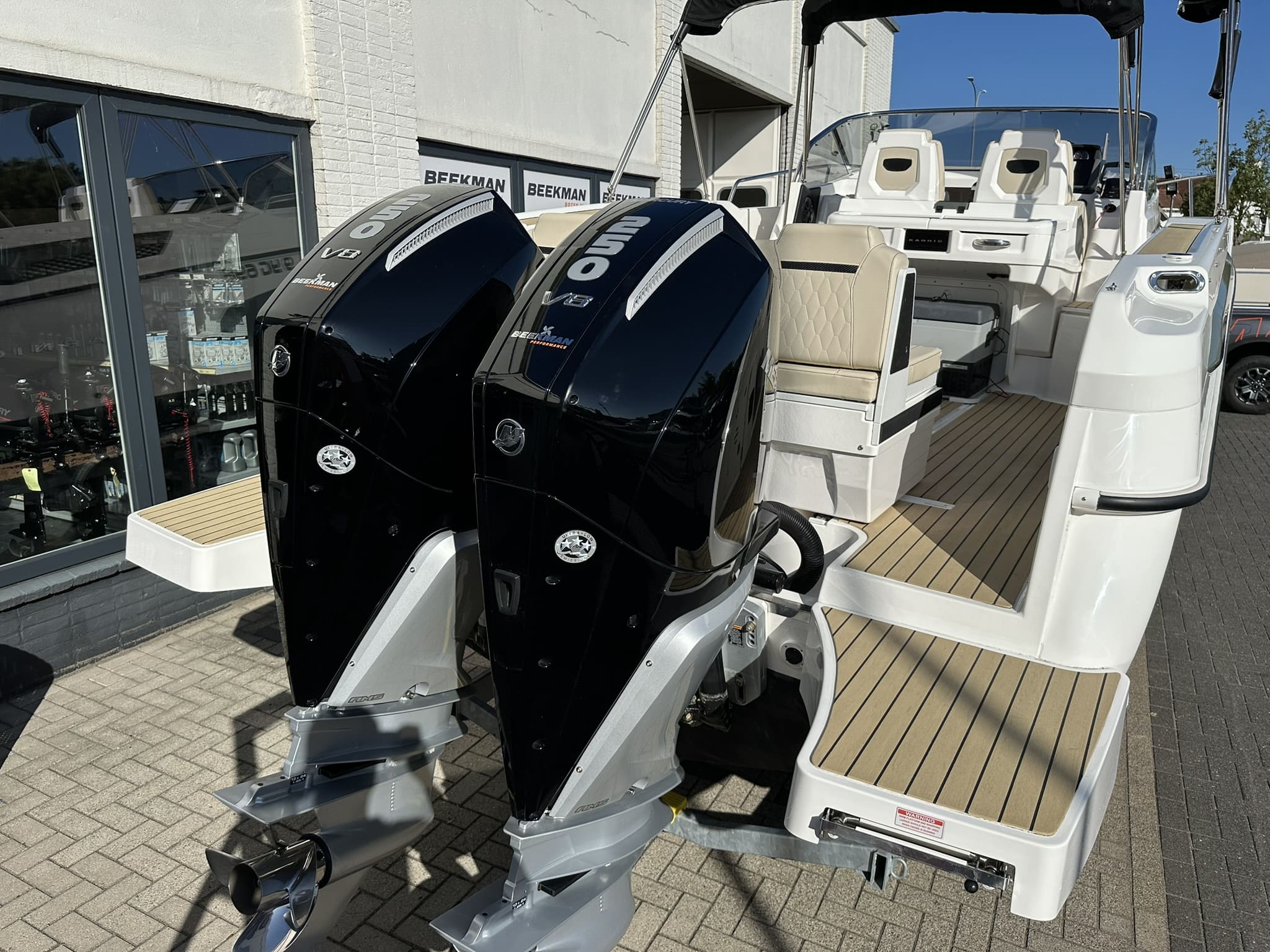 Karnic SL800 Walkaround — foto 5 van 40