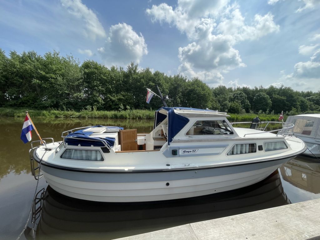 Saga 27 — foto 1 van 6