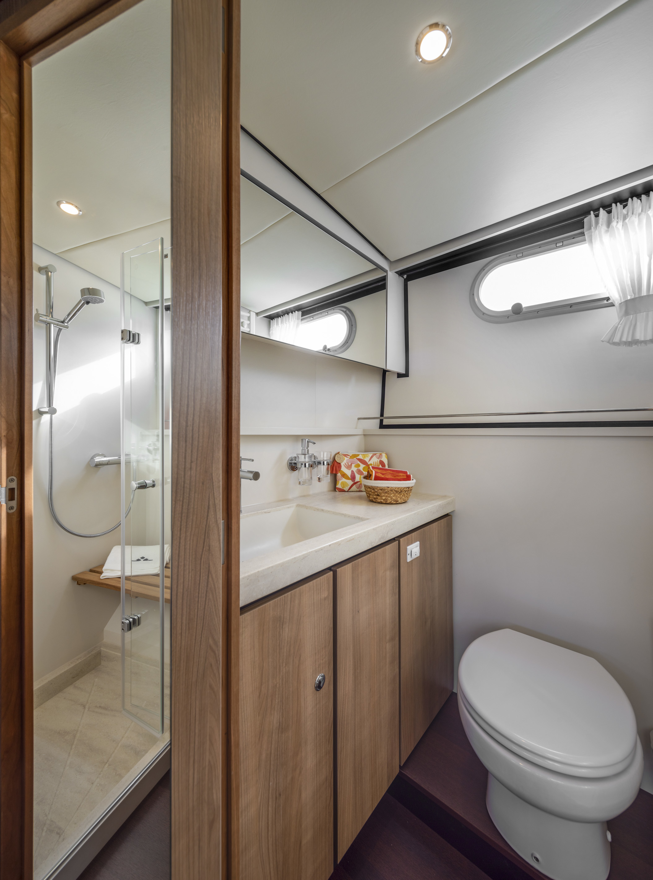 Linssen Grand Sturdy 40.0 AC INTERO — foto 23 van 31