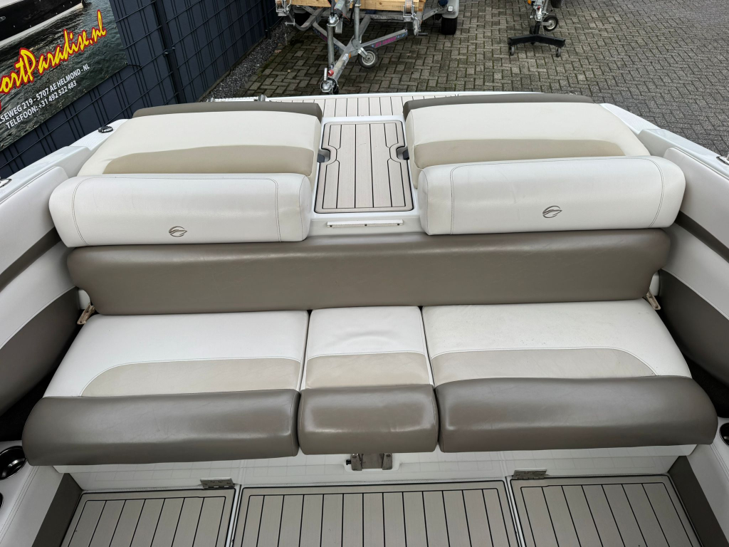 Crownline 215 SS — foto 18 van 24