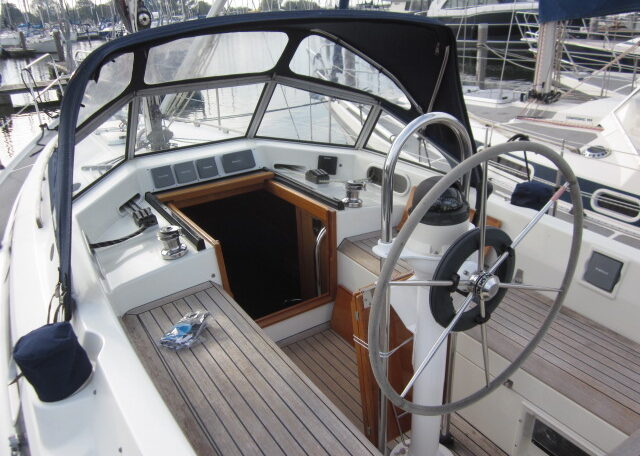 C-Yacht C10.40 bj 2002/2003 - C — foto 9 van 12