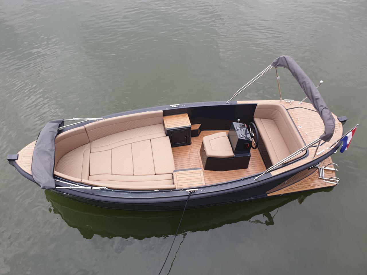 Maxima 650 Flying Lounge — foto 3 van 6