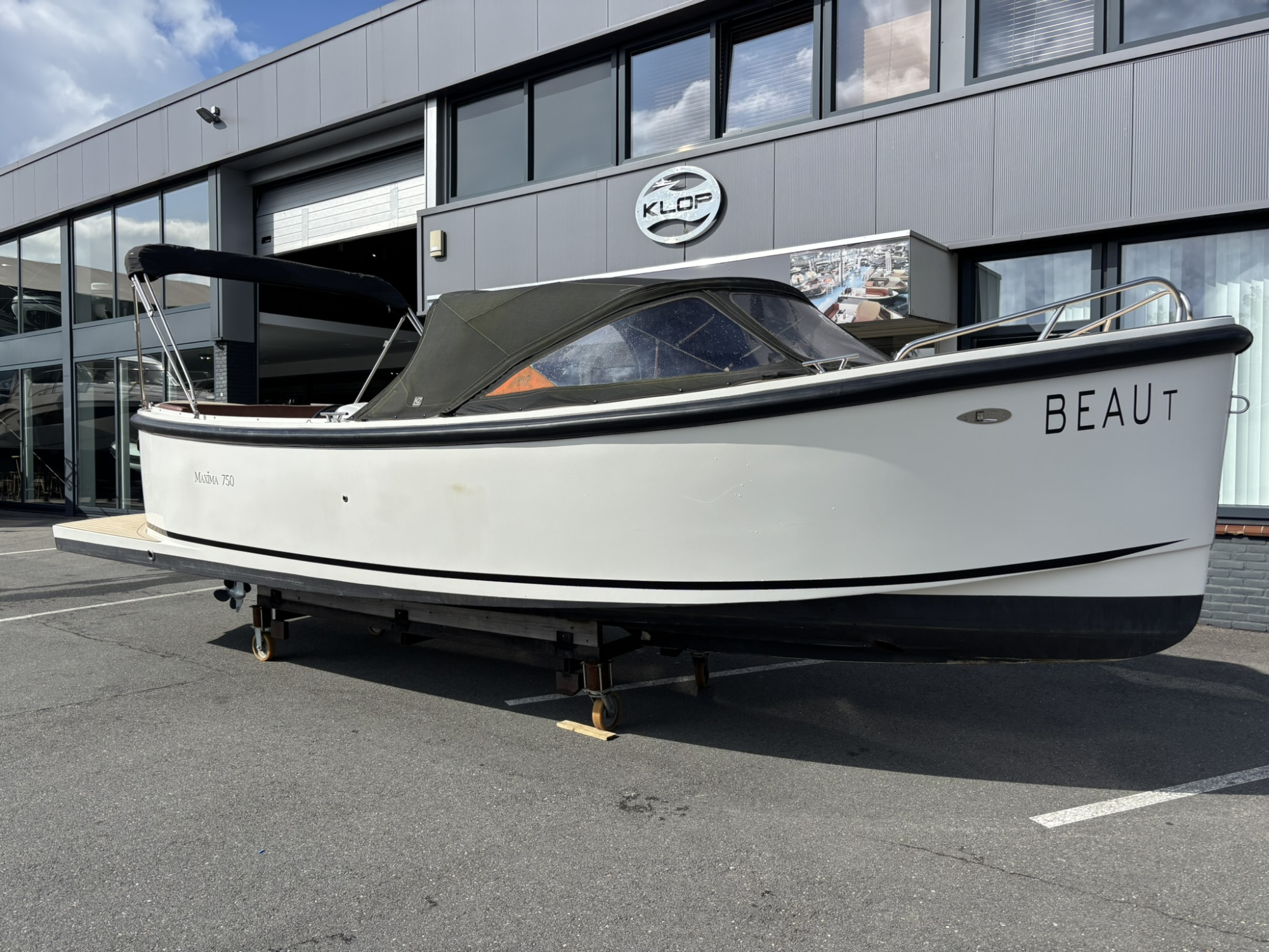Maxima Boats 750 Flying Lounge met Honda 40 pk van bouwjaar 2020! — foto 3 van 11