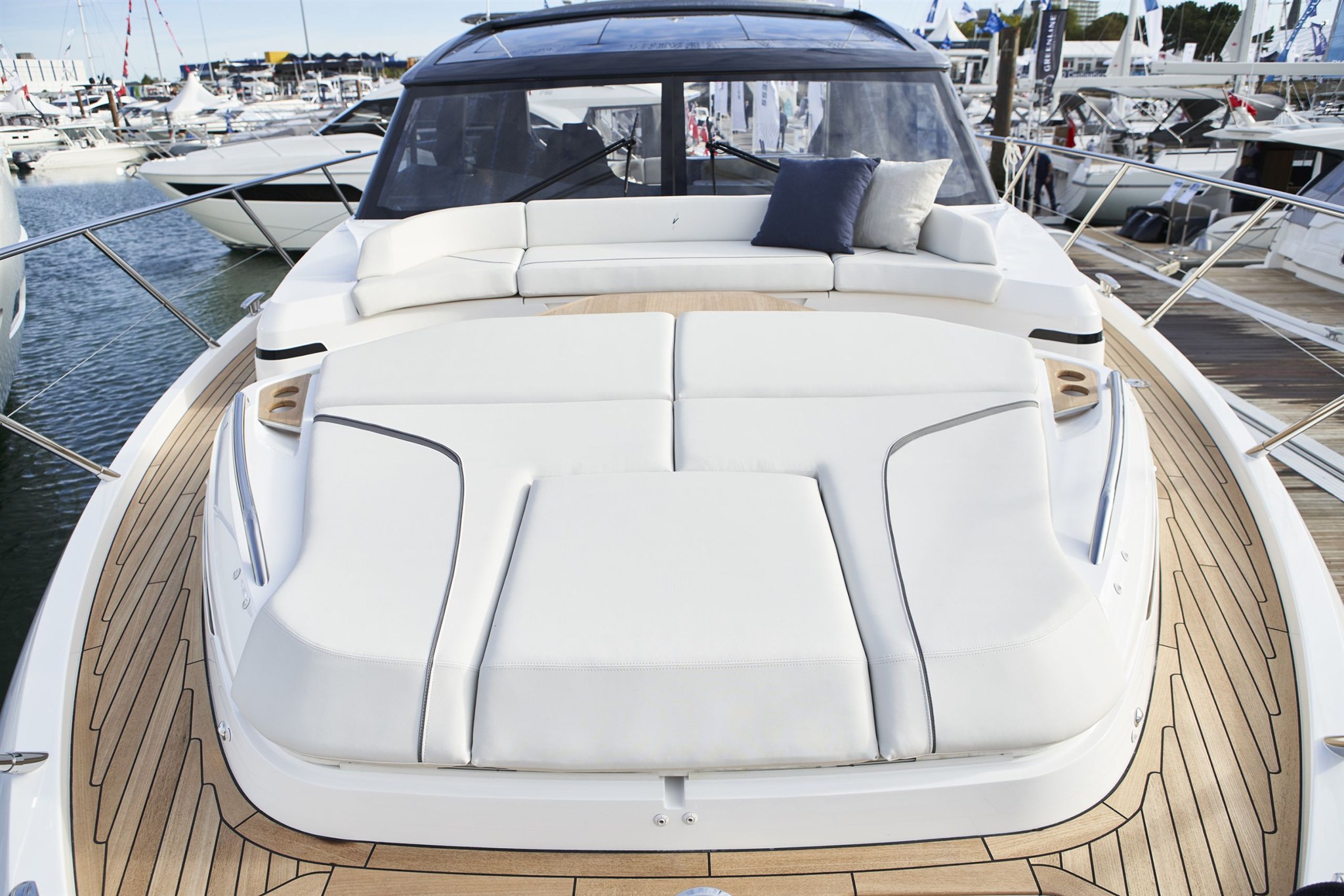 Princess V55 — foto 6 van 11