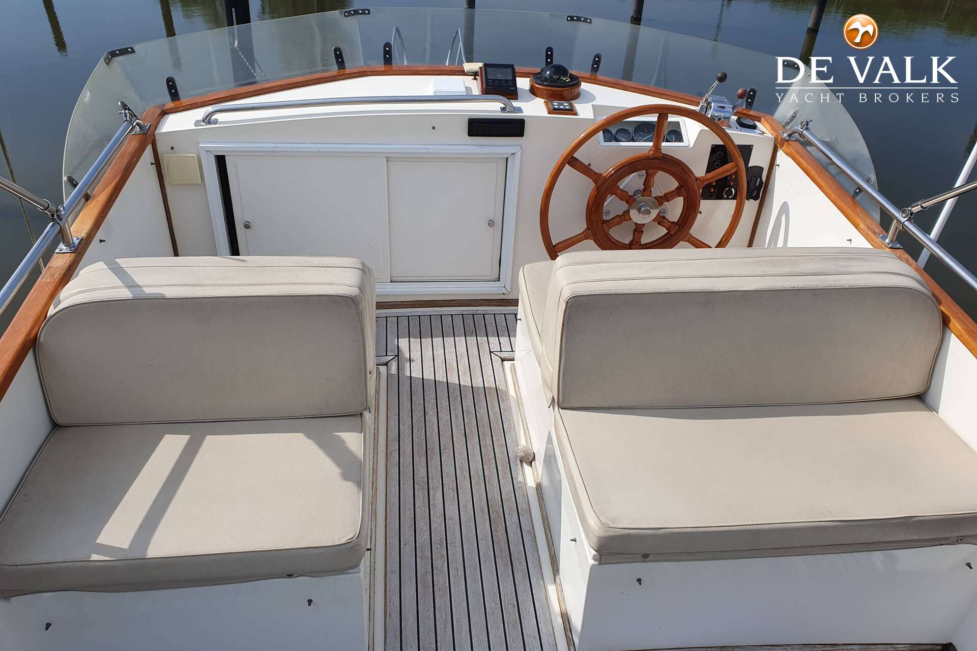 Grand Banks 32 — foto 11 van 38
