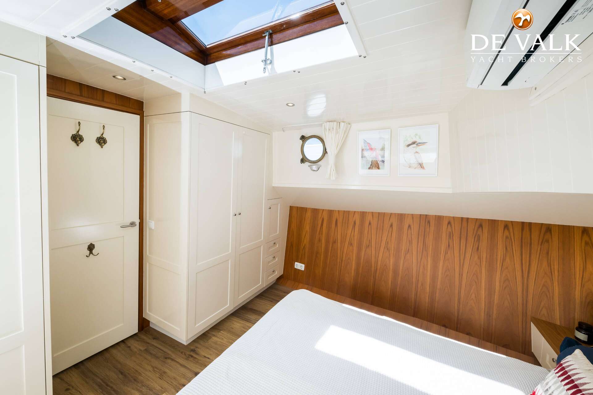 Luxe motor 28M — foto 38 van 44