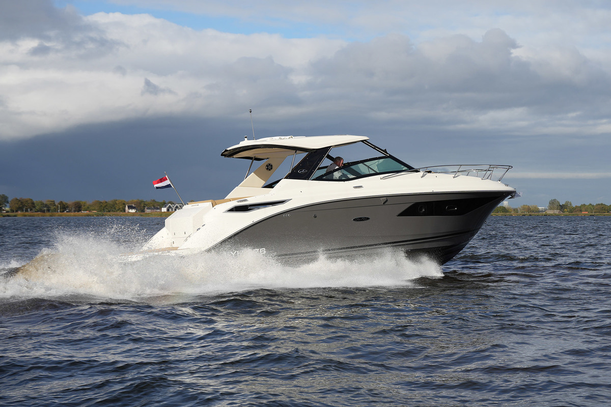 Sea Ray Sundancer 320 — foto 15 van 80