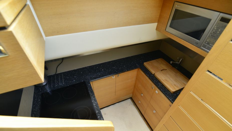 Fairline Phantom 48 — foto 2 van 3