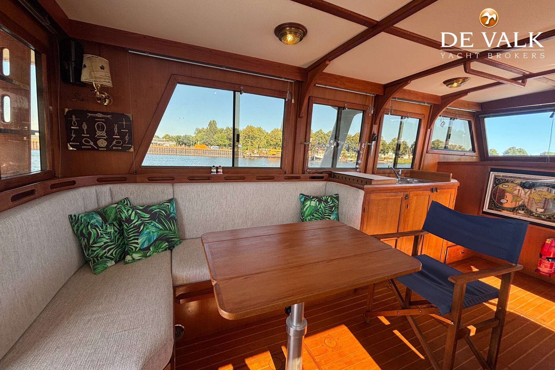 CHUNG HWA BOAT BUILDING TRAWLER 36 SEA SEDAN — foto 23 van 41