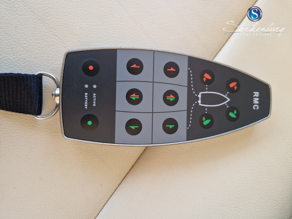 Rivièra 4700 Sport Yacht — foto 19 van 38