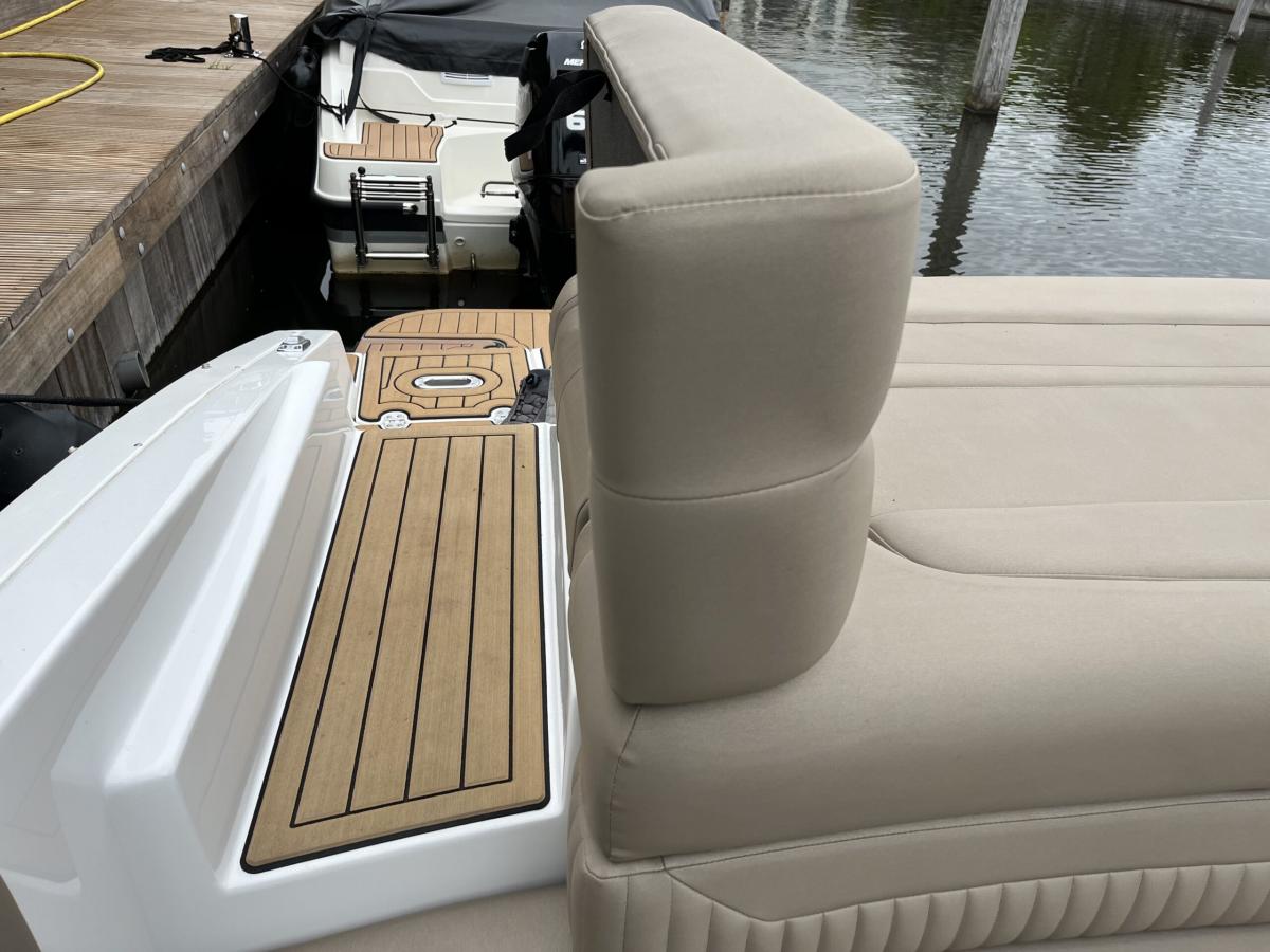 Rinker 23QX — foto 8 van 26
