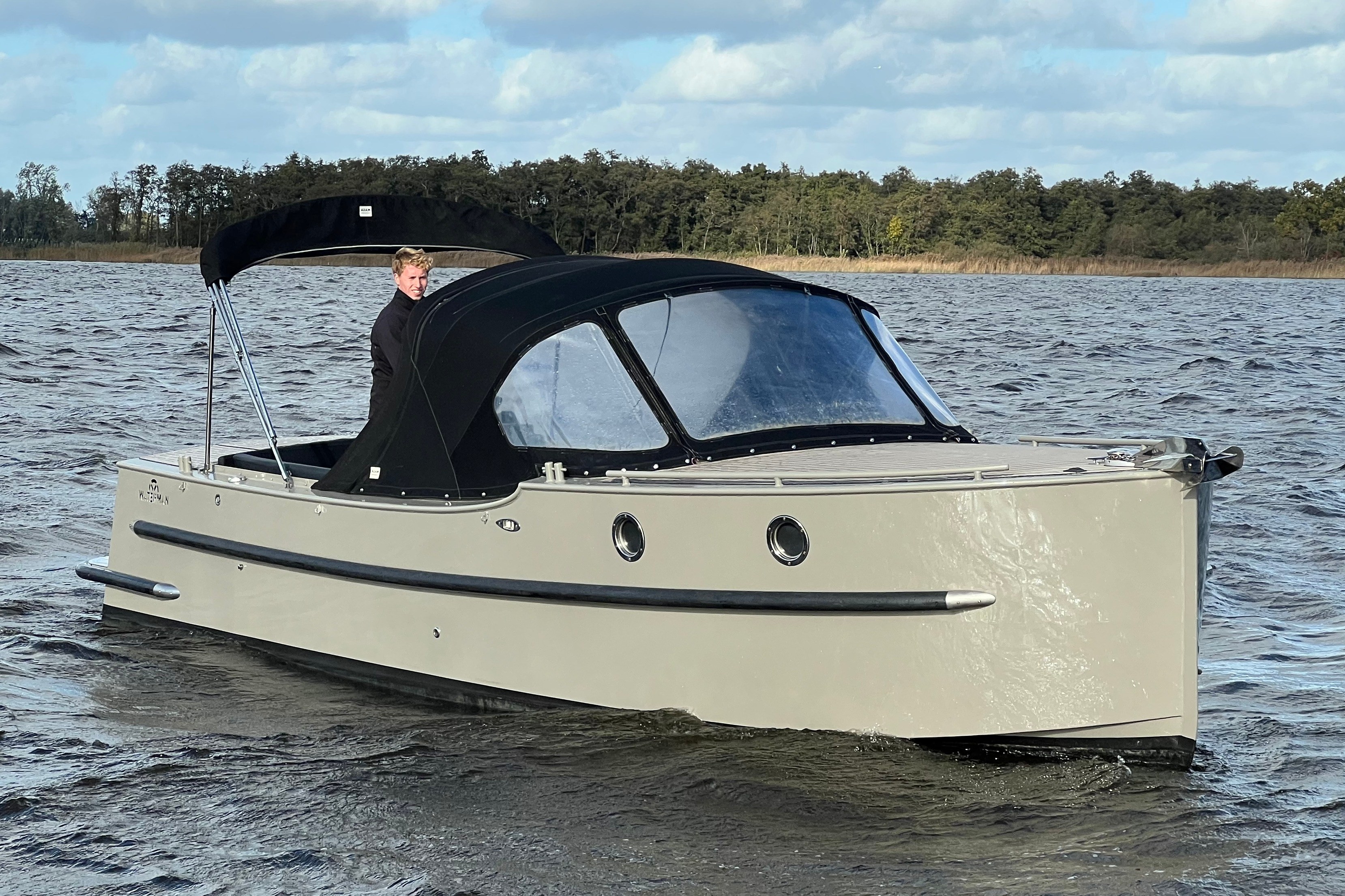 Waterman 8.0 Cabin — foto 11 van 36