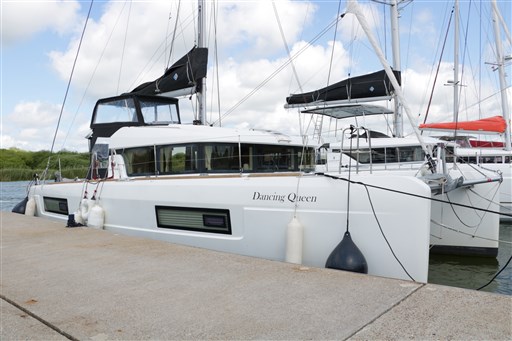 Lagoon 40 (2018) — foto 9 van 12