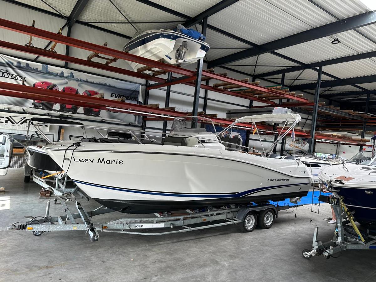 Jeanneau Cap Camarat 9.0 Center Console — foto 25 van 37