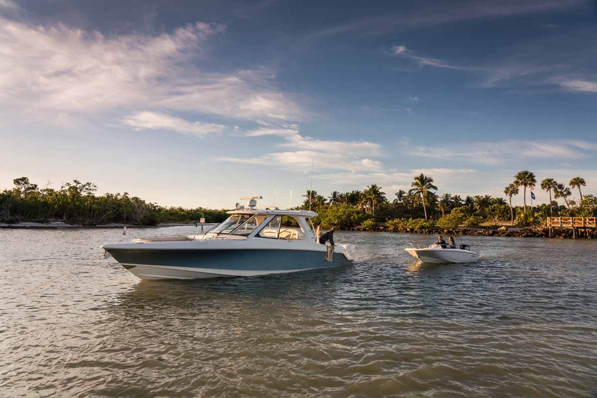 Boston Whaler 380 Realm — foto 6 van 32