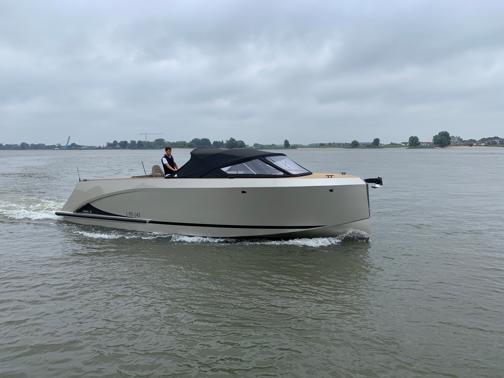 Maxima Boats 35 met 2x Honda 250 pk op voorraad! — foto 5 van 30