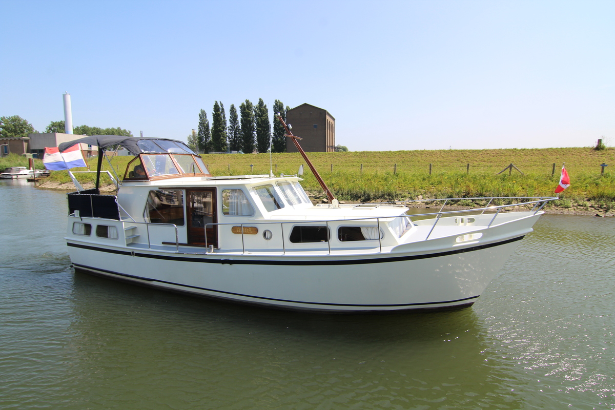 Altena 1100 AK