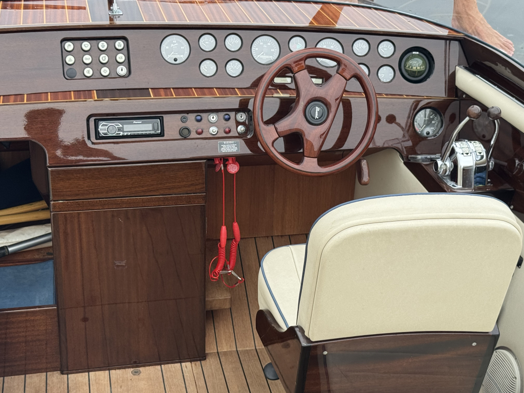 Boesch 750 Portofino De Luxe — foto 17 van 28