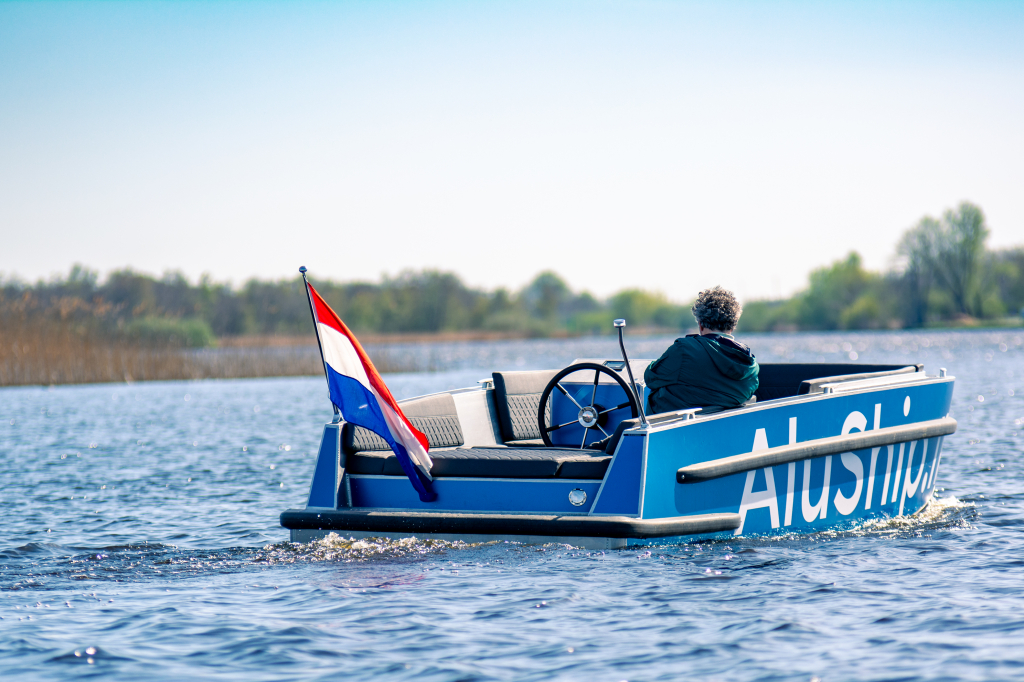 AluShip E-Tender 600 — foto 2 van 10