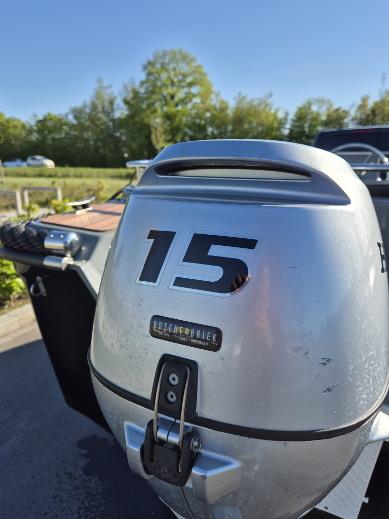 Amigo 435 comfort sloep | Honda 15PK 4 takt | havenzeil | vaarklaar — foto 7 van 11