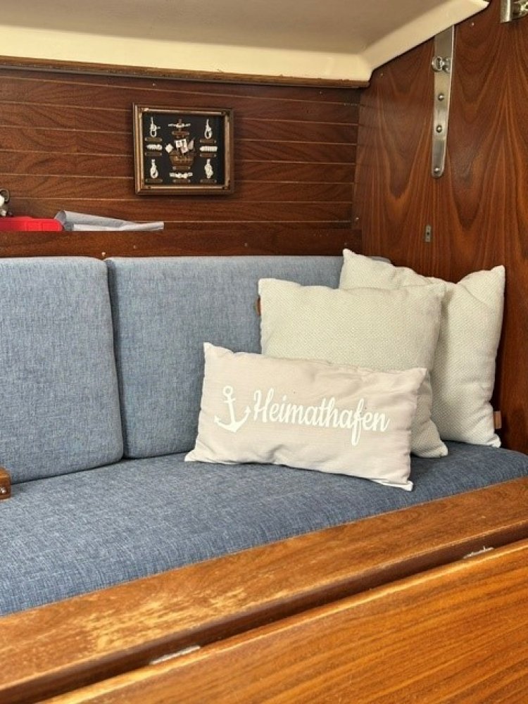 Dufour - Sailing Yacht - GRP (Polyester) - 1979 - € 19.500 — foto 7 van 11