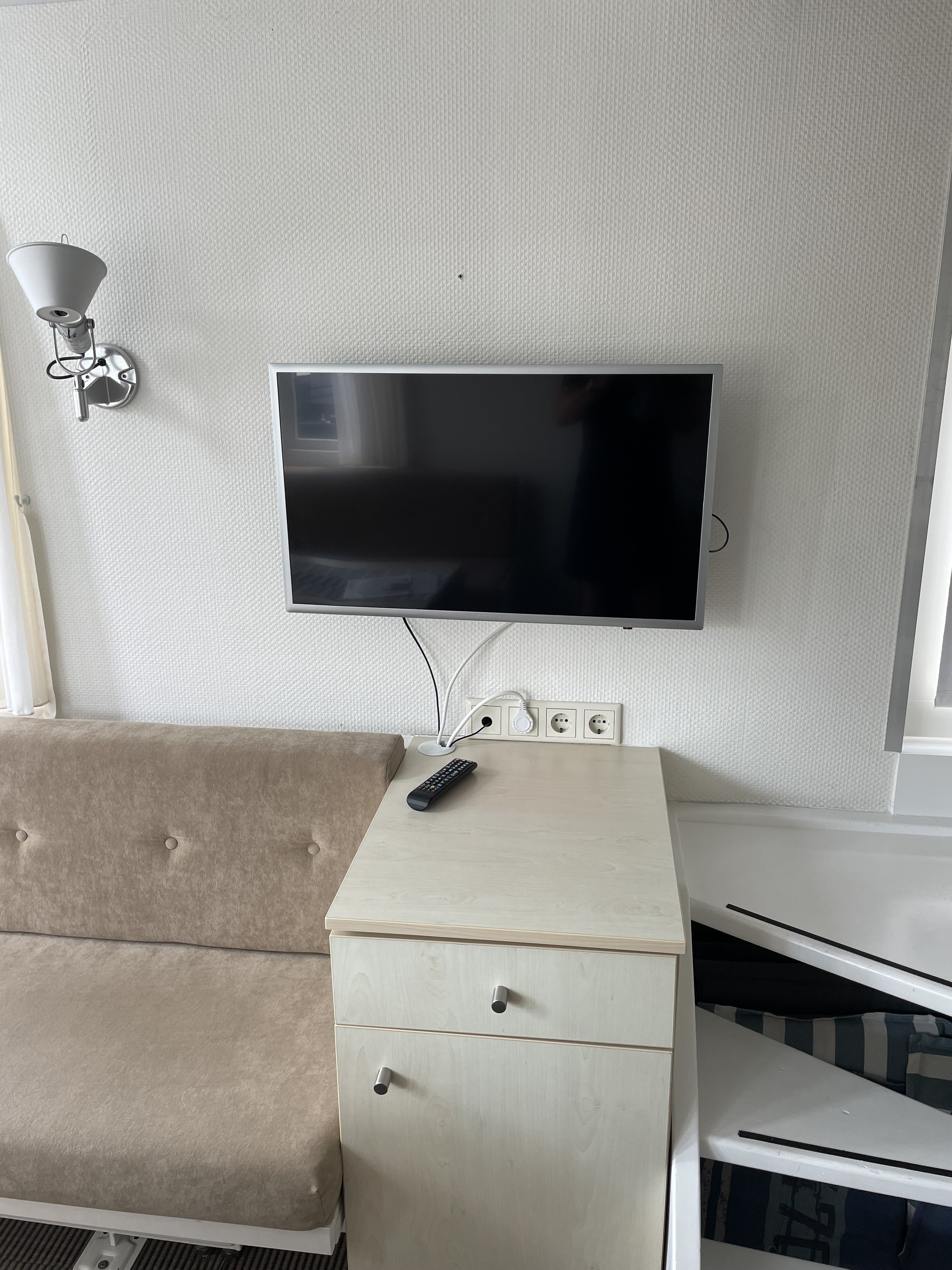Prins Homeship 1350 Houseboat Flark Ligplaats Voorhanden — foto 21 van 31