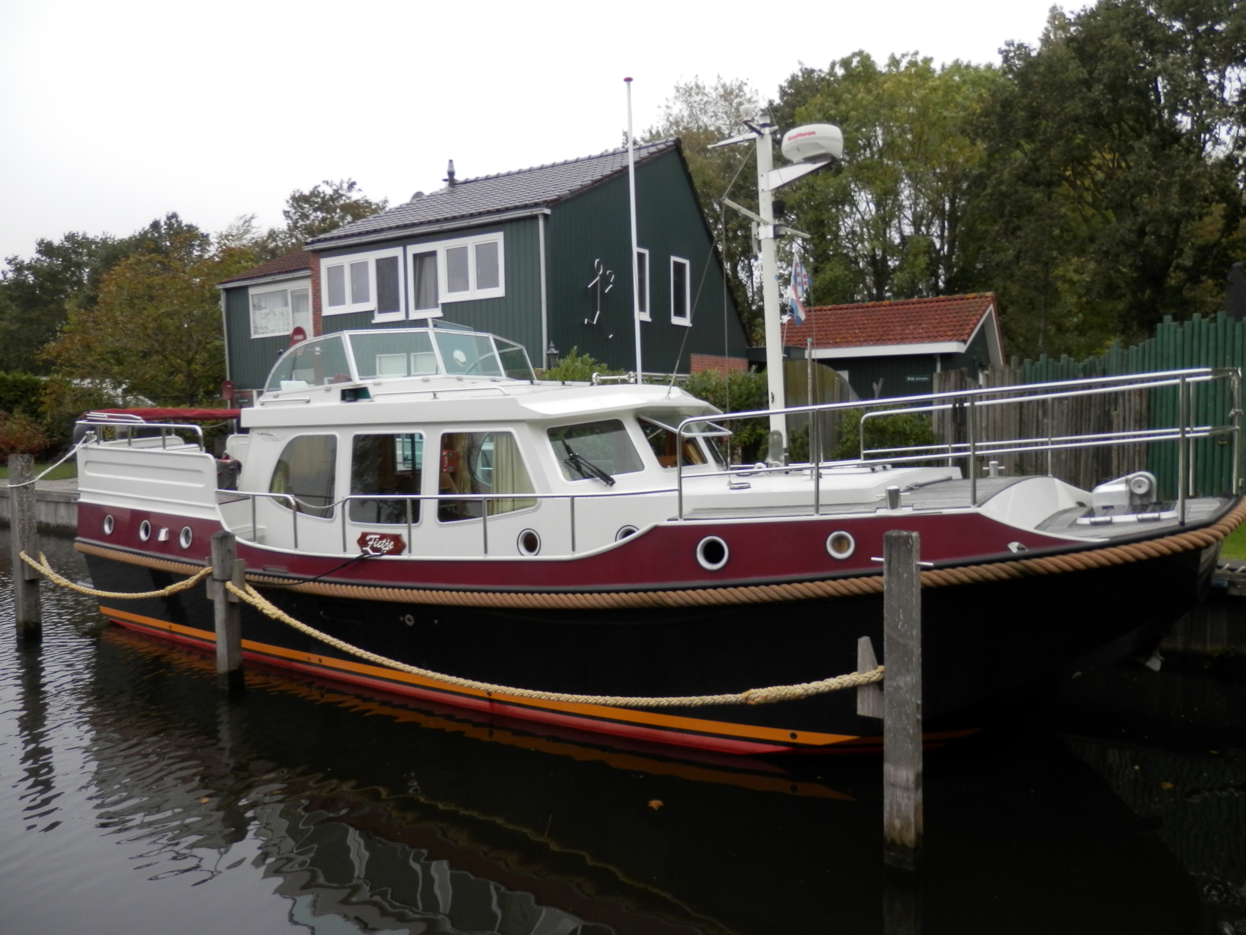 Linssen 380 Dutch Sturdy AC Twin — foto 6 van 37