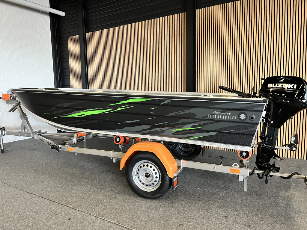 Kerman M428 visboot | Suzuki 9.9PK | VanClaes 750 trailer — foto 4 van 14