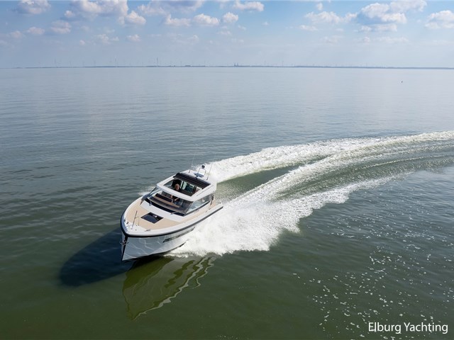 Delta 33 Coupé — foto 33 van 37