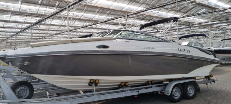 Rinker 246 Captiva — foto 2 van 11