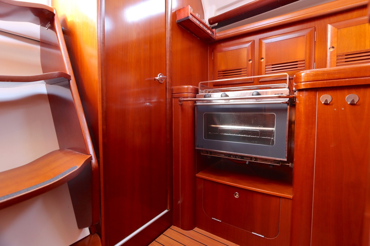 BENETEAU OCEANIS CLIPPER 373 — foto 8 van 48