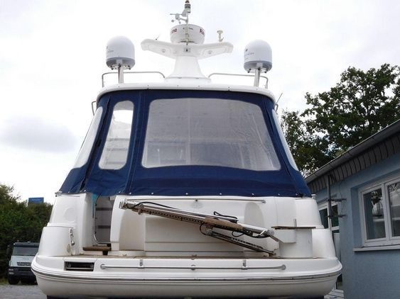 Sealine F 37 — foto 2 van 2