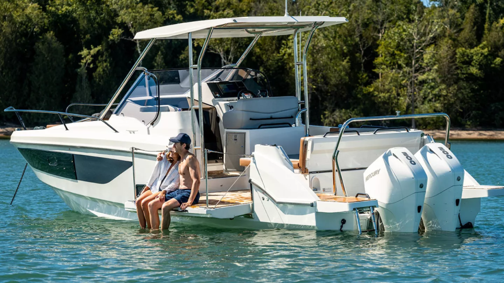 Beneteau Flyer 9 SUNdeck | Samenstellen vanaf €131.769,- — foto 4 van 12