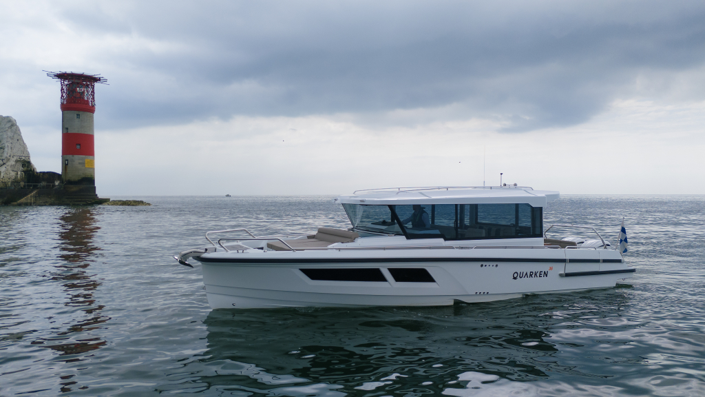 Quarken 35 Cabin + 2xF300 Yamaha — foto 2 van 65
