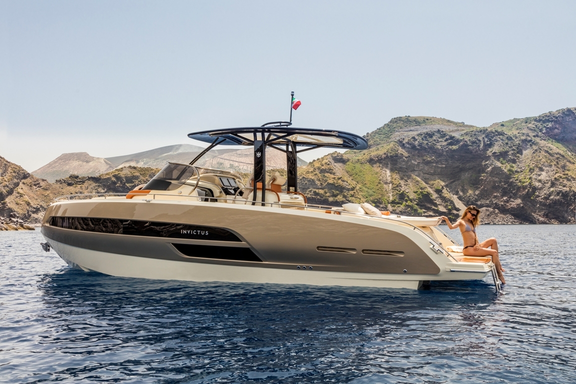 Invictus yachts Invictus 320 gt — foto 14 van 20