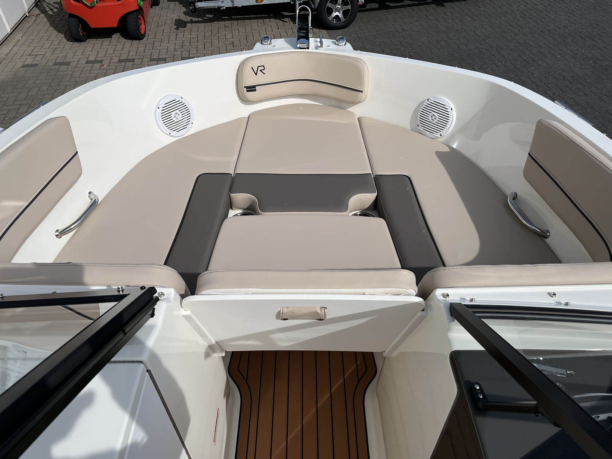 Bayliner VR6 Bowrider — foto 26 van 31