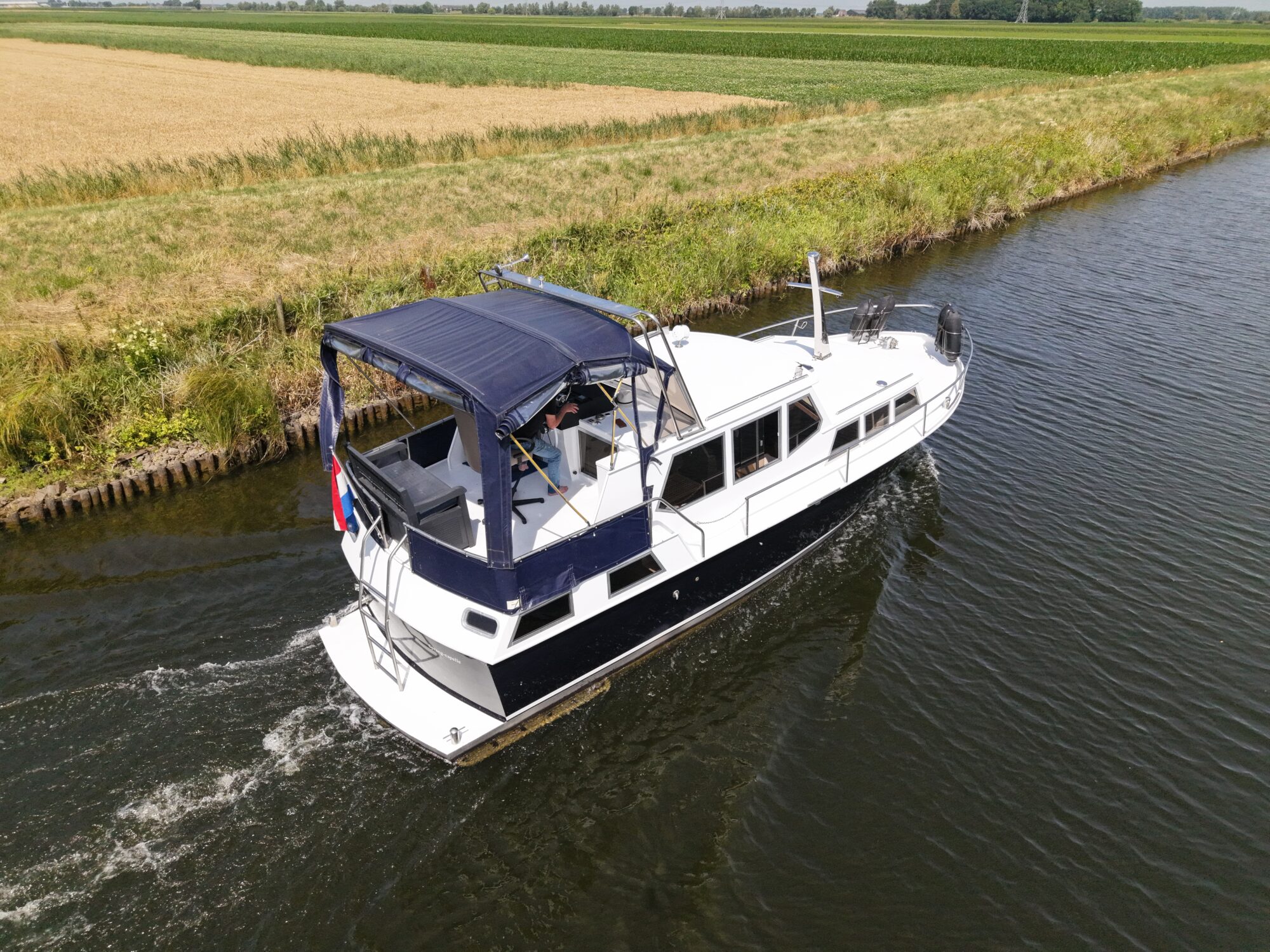 Vechtkruiser 10.50 AK Cabrio — foto 2 van 40