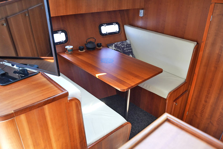 Treffer 1300 AK — foto 19 van 31