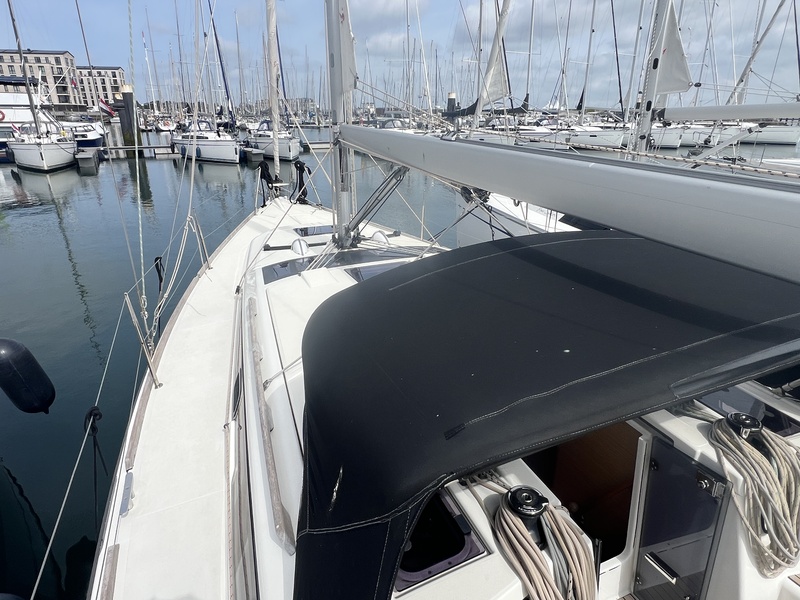 Dufour 360 GL — foto 22 van 45
