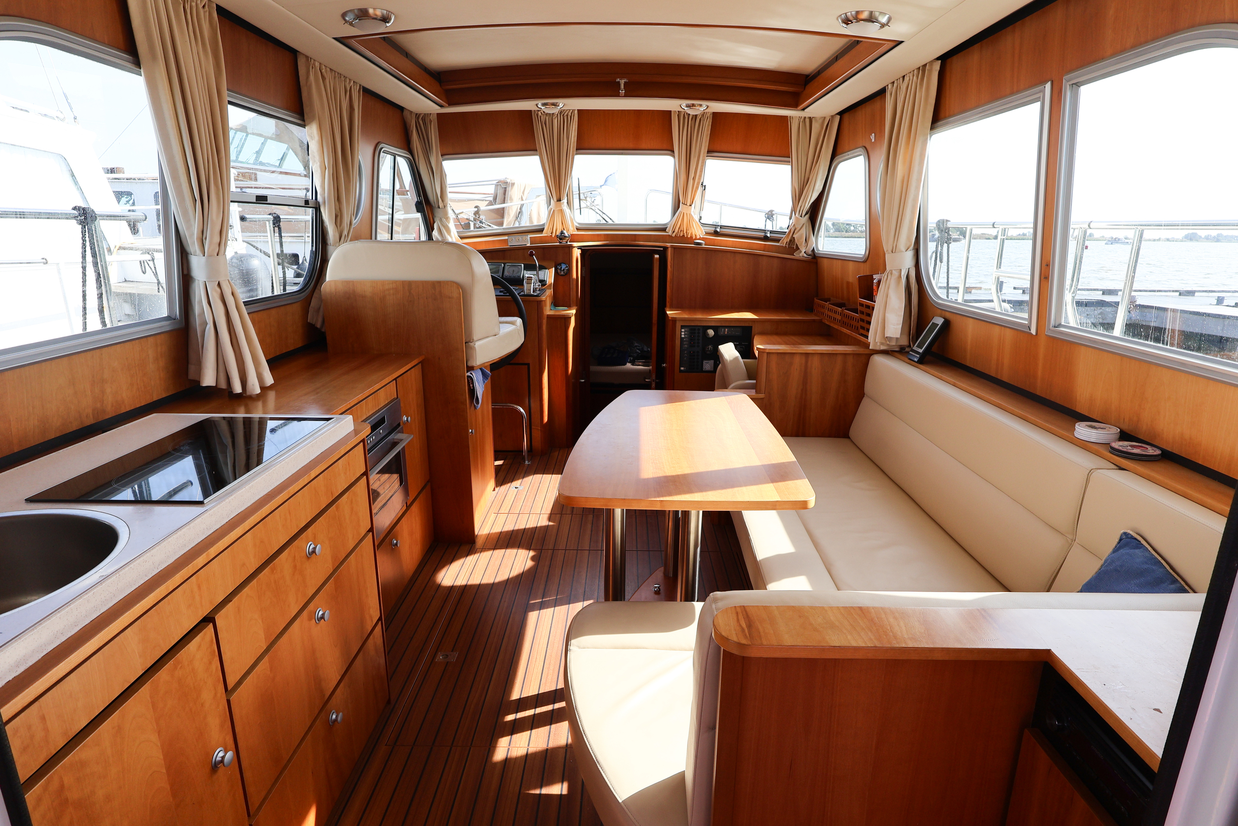 Linssen Grand Sturdy 34.9 Sedan — foto 17 van 42
